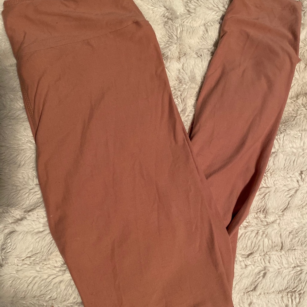 pink leggings
